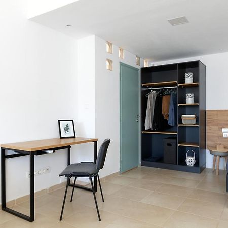 Livingfy Apt With Mountain View & Garden Vámos Exteriér fotografie